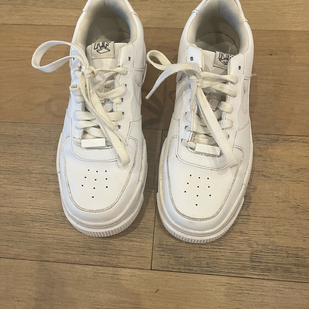 Retro Air forces barely worn